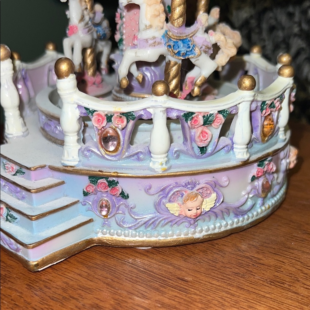 Stunning Pastel Carousel Music Box - Picture 6 of 10